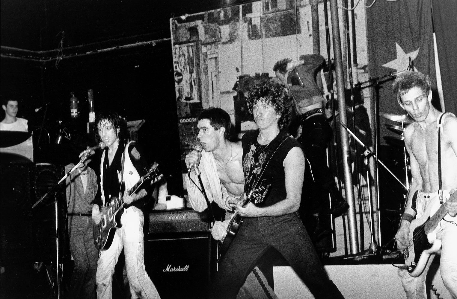 THE CLASH WITH JIMMY PURSEY & STEVE JONES 1979 – Janette Beckman